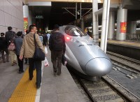 These travels are only possible by high-speed rail (this appears to be a CRH380A).