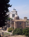 Il Vittoriano rises above the Forum.