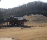 Sungneung, the tomb of King Hyeonjong.