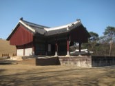 Wolleung, the tomb of King Yeongjo.