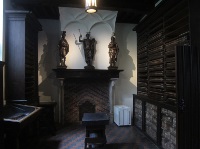 The Plantin Press.
