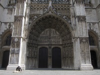 The central portal.