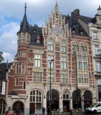 The Delacre pharmacy (1898).