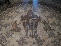 Mosaic of Archbishop Hildebold.