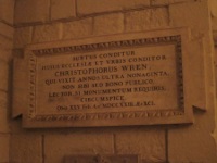 Memorial to Sir Christopher Wren ('if you seek his monument, look around')