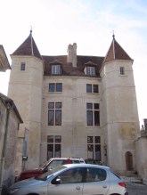 The Hôtel Hérivaux.